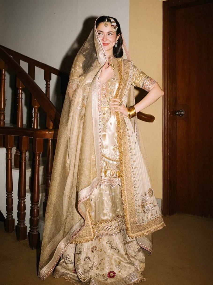 golden dress pakistani Pakistani Designer Luxury Bridal Wear in Gold Color Shazia Yasin