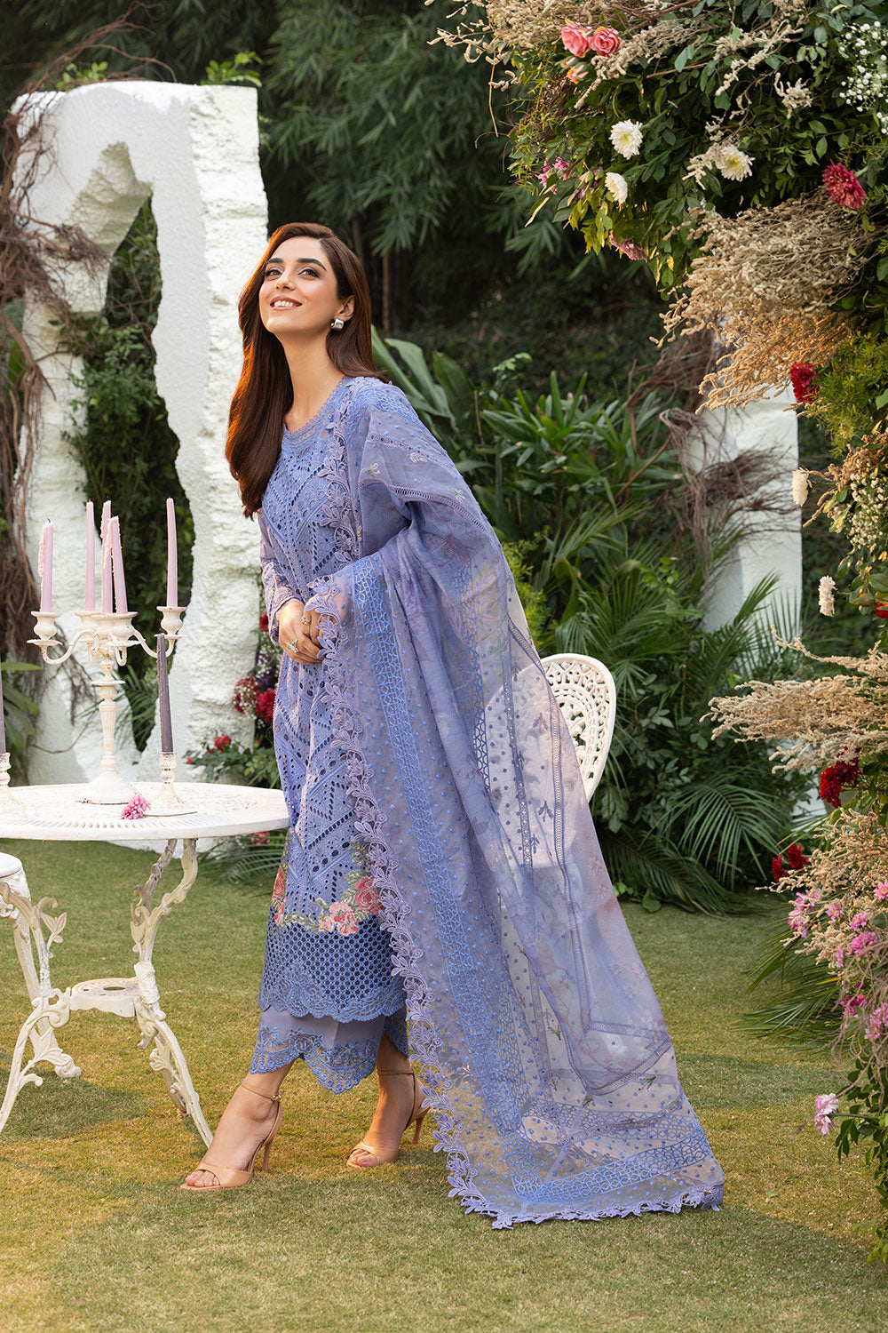 Design 10B Luxury Lawn 2025 L25-10B – Pakistani Designer Dresses