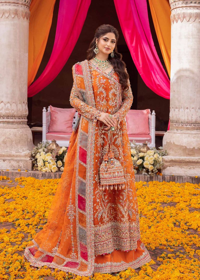mehdi designer dresses Zahra absolutely SLAYED in this gorgeous MEHDI outfit at the wedding in Lahore We can't get over how stunning she looked! @mehdicouture #MehdiCouture #noorookishadi #iwearmehdi #MEHDI #glitter